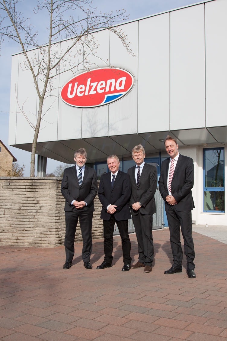 Bild vergrößern: 20120327_Uelzena_Vertragsunterzeichnung