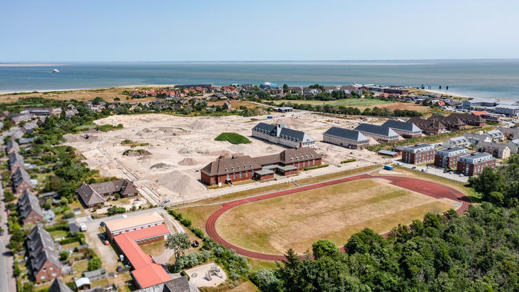 Bild vergrößern: Luftaufnahme Quartier »Dünenpark« in List auf Sylt