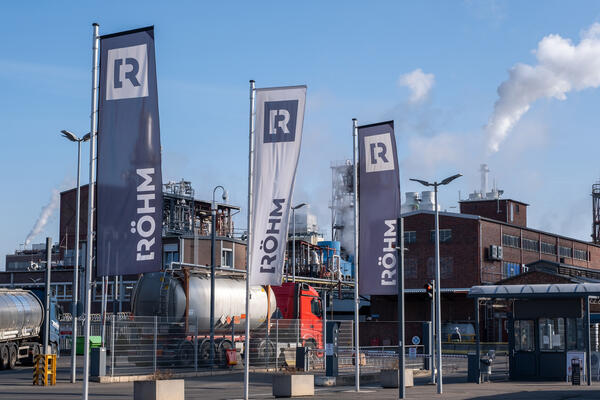 Bild vergrößern: Produktionsstätte Röhm in Worms
